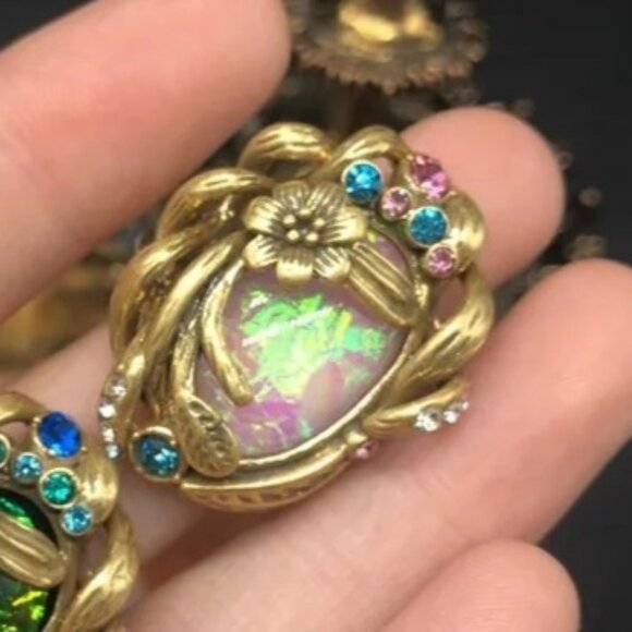 Vintage Style Dragons Breath Glass Pink Rhinestone Gold Tone Adjustable Ring - Picture 2 of 4